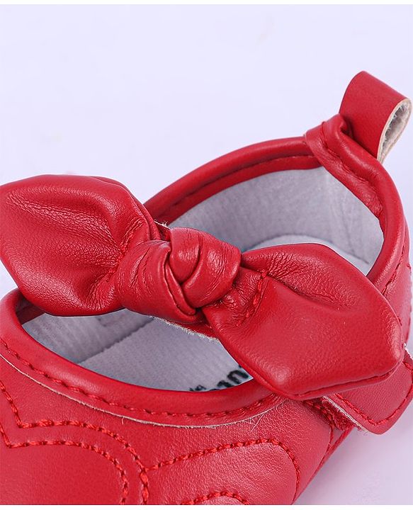 Cute Walk by Babyhug Heart Detailing with Bow Applique Velcro Closure Ballerina Booties - Red
