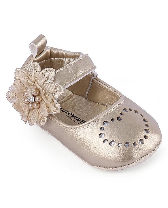 Cute Walk by Babyhug Velcro Closure Floral & Pearl Detailing Ballerina Booties - Gold