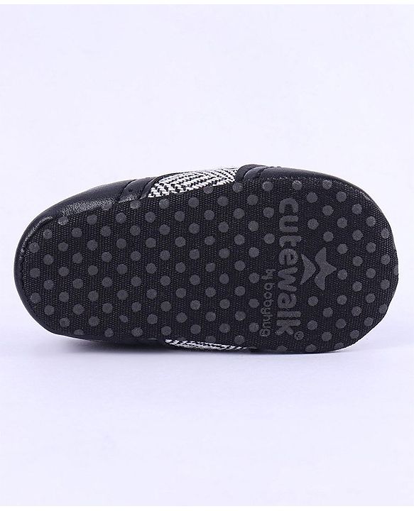 Cute Walk by Babyhug Chevron & Lace Detailing Slip On Booties - Black