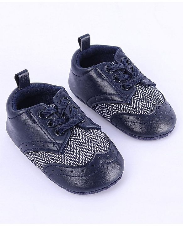 Cute Walk by Babyhug Chevron & Lace Detailing Slip On Booties - Black