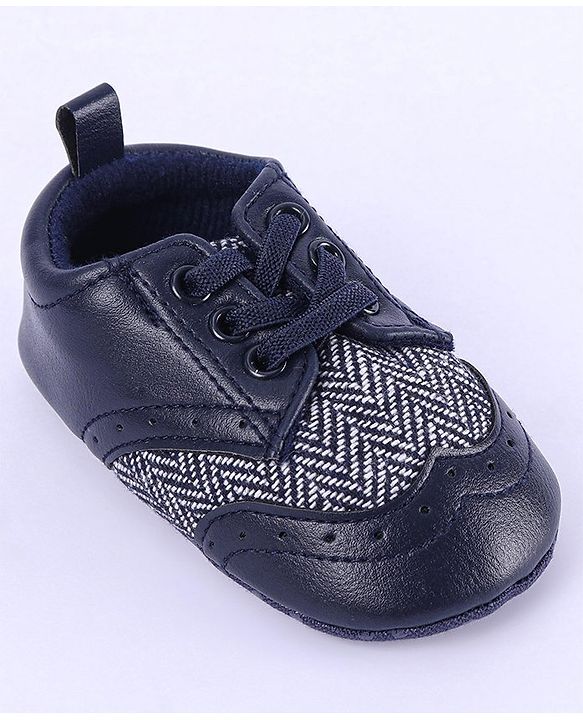 Cute Walk by Babyhug Chevron & Lace Detailing Slip On Booties - Black