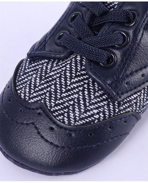 Cute Walk by Babyhug Chevron & Lace Detailing Slip On Booties - Black