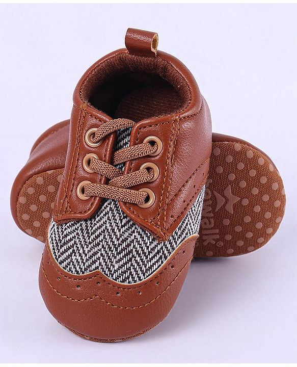 Cute Walk by Babyhug Chevron & Lace Detailing Slip On Booties - Black