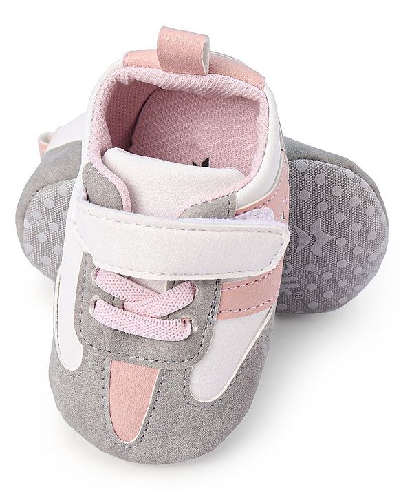 Cute Walk by Babyhug Booties with Velcro Closure - Pink & Grey
