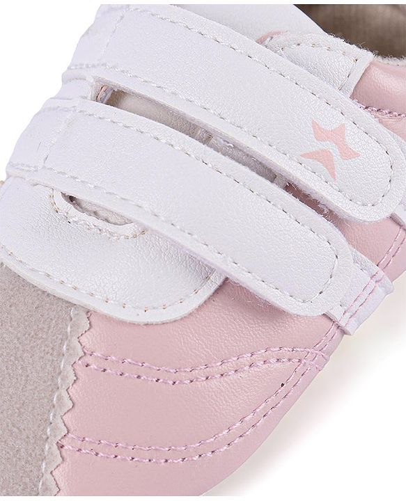 Cute Walk by Babyhug Colour Blocked Double Velcro Closure Booties - Blue