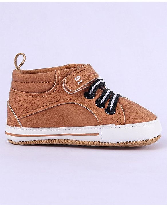 Cute Walk by Babyhug Velcro Closure Booties - Brown