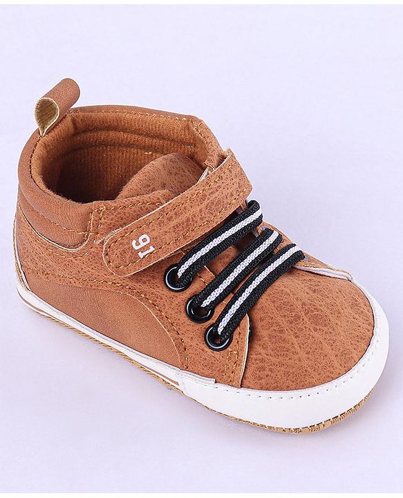 Cute Walk by Babyhug Velcro Closure Booties - Brown
