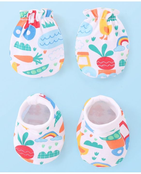 Babyhug 100% Cotton Knit Mittens & Booties Set with Duck Print - White
