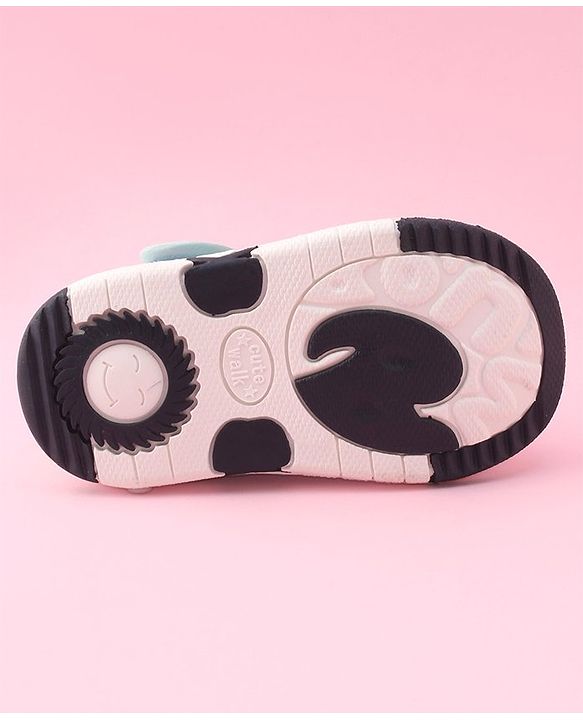 Cute Walk by Babyhug Velcro Closure Casual Shoes With Heart Patch Applique - Green