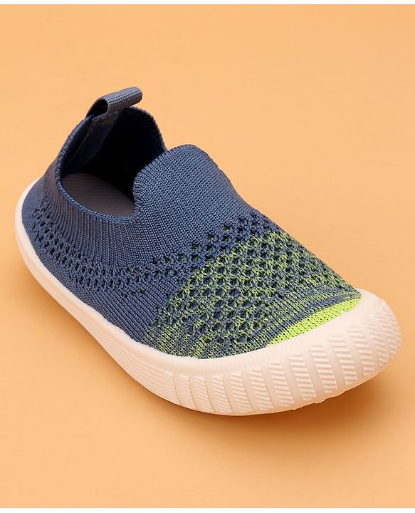 Cute Walk by Babyhug Casual Shoes - Blue