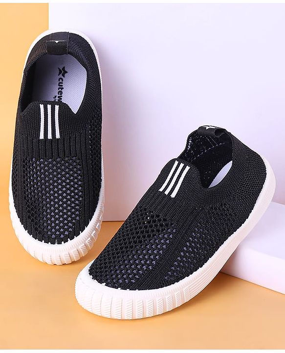 Cute Walk by Babyhug Slip On Striped Design Casual Shoes - Black