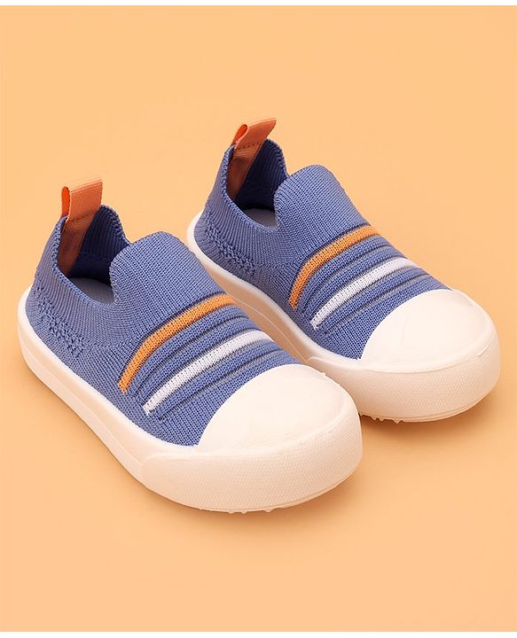 Cute Walk by Babyhug Casual Shoes - Blue