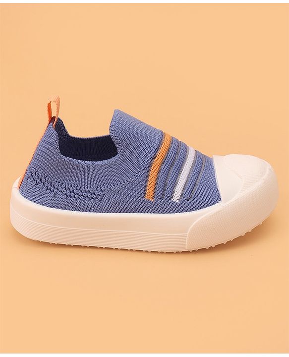 Cute Walk by Babyhug Casual Shoes - Blue