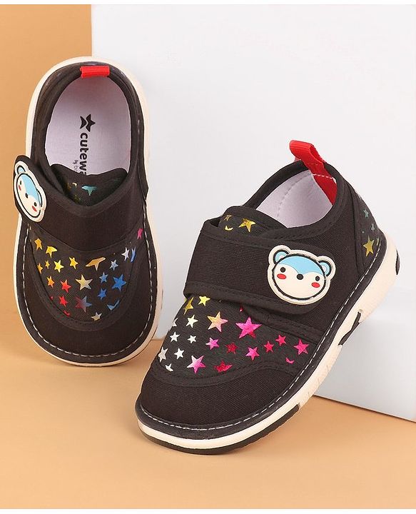 Cute Walk by Babyhug Musical Casual Shoes with Star Print- Black