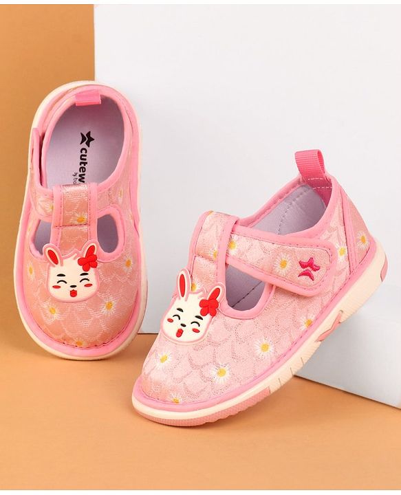 Cute Walk by Babyhug Velcro Closure Musical Casual Shoes With Kitty Applique - Pink