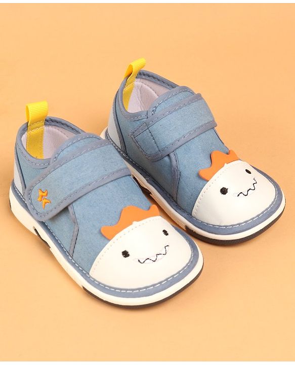 Cute Walk by Babyhug Casual Shoes With Velcro Closure Animal Patch - Blue