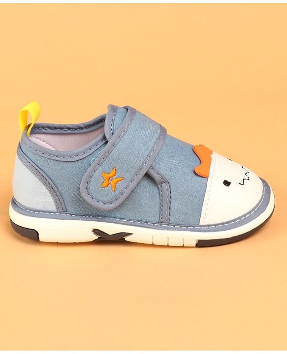 Cute Walk by Babyhug Casual Shoes With Velcro Closure Animal Patch - Blue