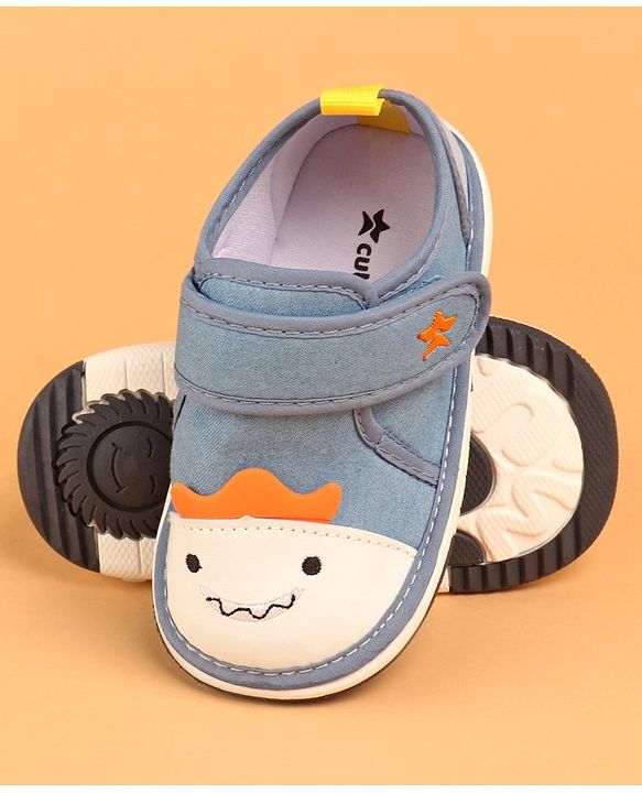 Cute Walk by Babyhug Casual Shoes With Velcro Closure Animal Patch - Blue