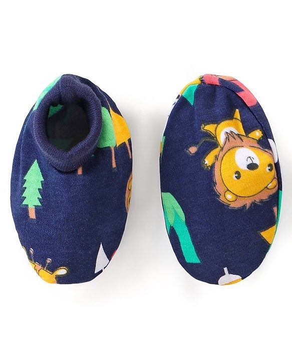 Babyhug 100% Cotton Knit Full Sleeves Onesies with Leggings  & Cap Mitten Booties Lion & Giraffe Print - Blue
