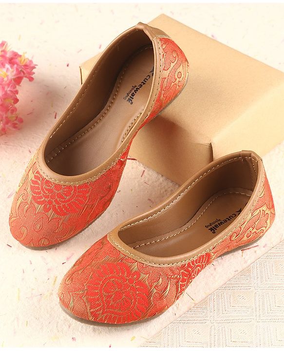 Cute Walk by Babyhug Floral Print Mojaris - Red