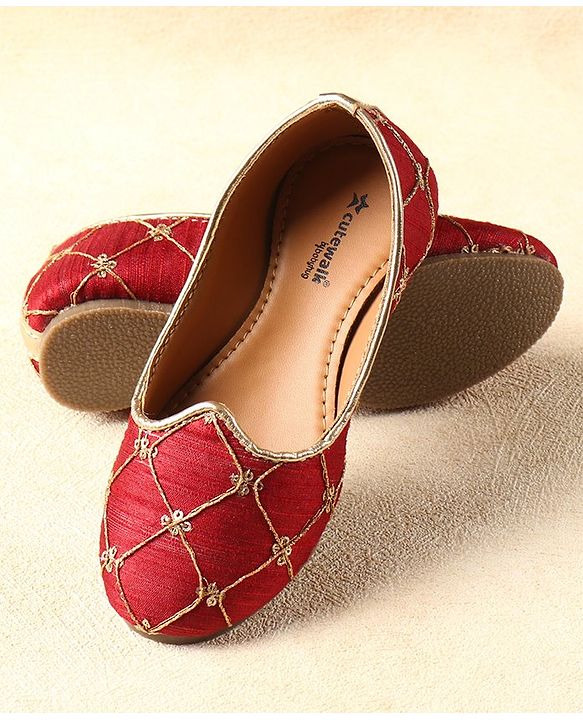 Cute Walk by Babyhug Slip on  Mojaris - Maroon