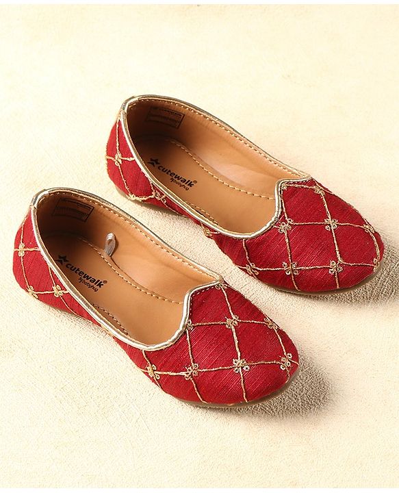Cute Walk by Babyhug Slip on  Mojaris - Maroon