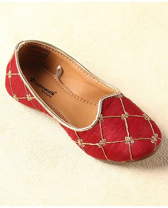 Cute Walk by Babyhug Slip on  Mojaris - Maroon