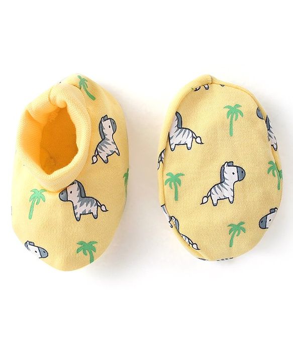Babyhug 100% Cotton Knit Zebra Printed  Cap Mittens & Booties Set - Yellow