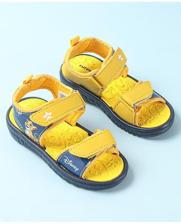 Cute Walk by Babyhug Disney Sandals with Velcro Closure Lion King Print -  Yellow