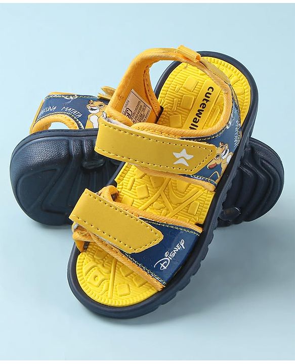 Cute Walk by Babyhug Disney Sandals with Velcro Closure Lion King Print -  Yellow
