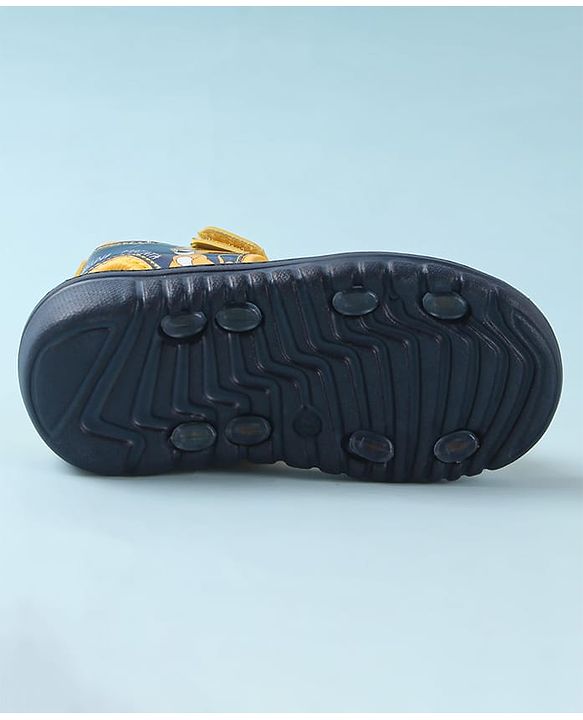 Cute Walk by Babyhug Disney Sandals with Velcro Closure Lion King Print -  Yellow