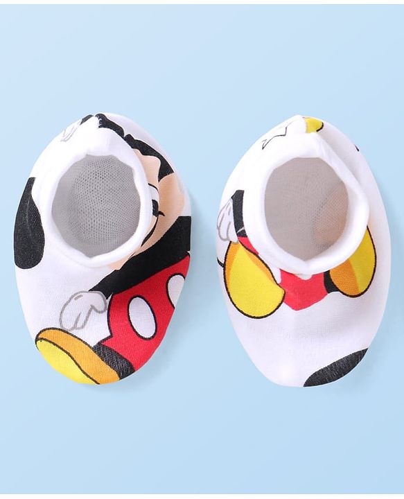 Babyhug Disney Interlock Knit Caps Mittens & Booties With Mickey Mouse Graphic - White