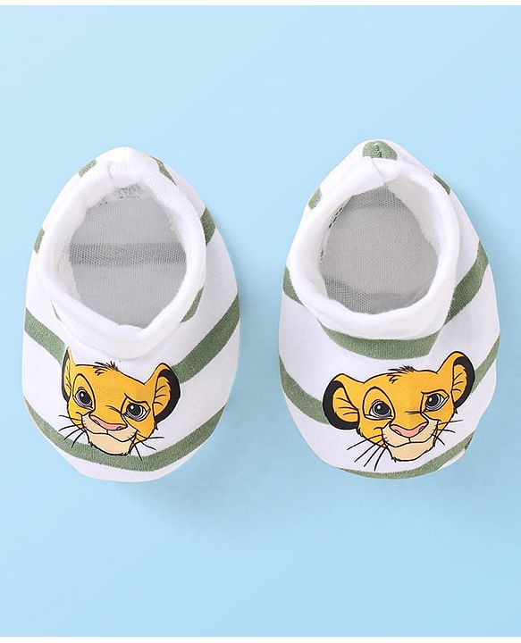 Babyhug Interlock Knit Mittens and Booties With Lion King Print - White
