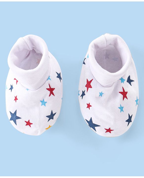 Babyhug 100% Cotton Knit Star Print Mittens and Booties - White