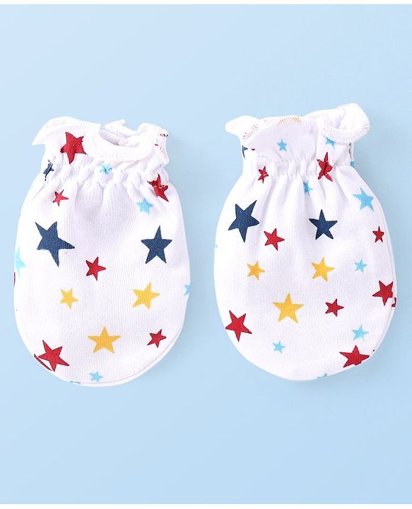 Babyhug 100% Cotton Interlock Knit Cap Mitten & Booties with Star   Print -White