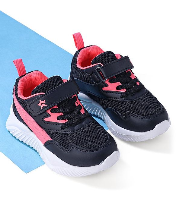 Cute Walk by Babyhug Sneakers With Velcro Closure Solid- Black
