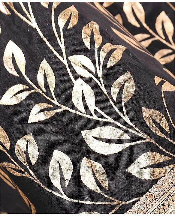Pine Kids Woven Three Fourth Sleeves Mirror Embroidered Choli  & Floral Printed Lehenga Set with Dupatta - Black