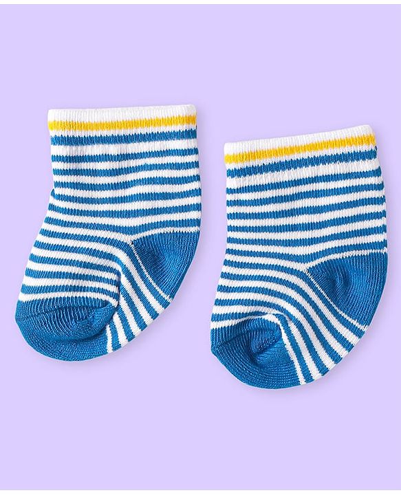 Cute Walk by Babyhug Knit Ankle Length Antibacterial Socks with Bear Design & Stripes Pack of 3 - White & Grey