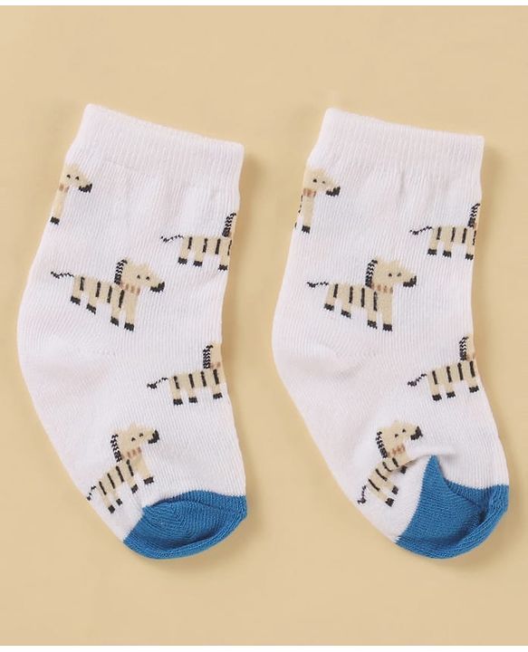 Cute Walk by Babyhug Cotton Knit Antibacterial Ankle Length Socks With Striped & Animal Print - White & Grey