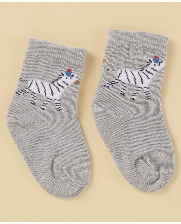 Cute Walk by Babyhug Cotton Knit Antibacterial Ankle Length Socks With Striped & Animal Print - White & Grey