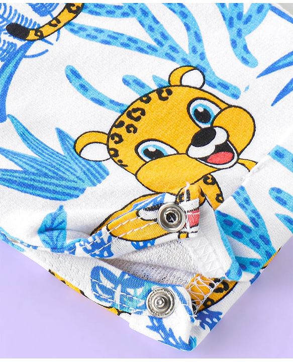Babyhug Single Jersey Knit Dungaree and Full Sleeves T-Shirt Set with Cub Print - White & Sky Blue