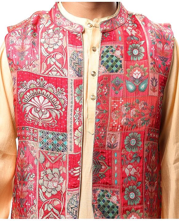 Pine Kids Woven  Full Sleeves Kurta Pyjama Set with Floral Foil Printed  Jacket - Red