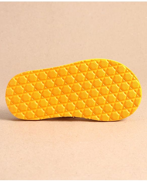 Cute Walk by Babyhug Slip On Flip Flops with Giraffe Print - Yellow