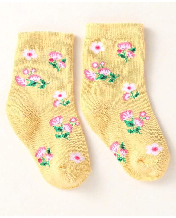 Cute Walk By Babyhug Anti-Bacterial Ankle Length Pack of 3 With Floral Stripe & Polka Dot Print - White Pink & Yellow