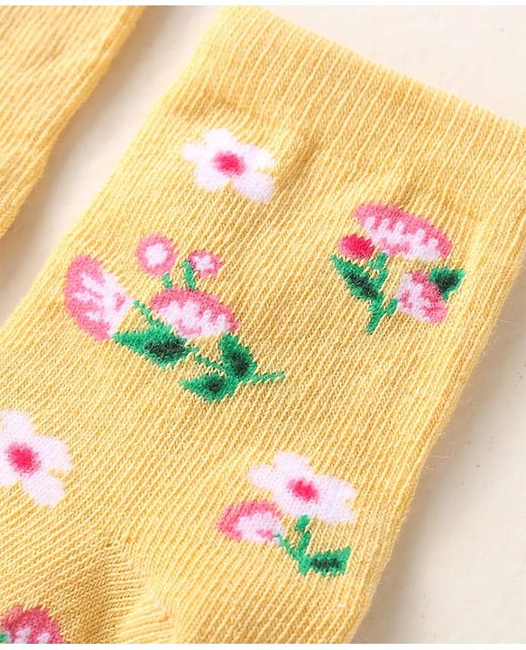 Cute Walk By Babyhug Anti-Bacterial Ankle Length Pack of 3 With Floral Stripe & Polka Dot Print - White Pink & Yellow