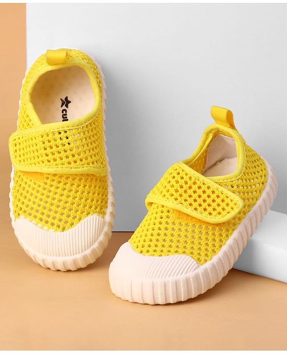 Cute Walk by Babyhug Casual Shoes with Velcro Closure - Yellow