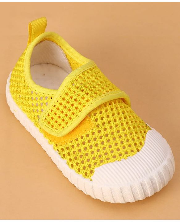 Cute Walk by Babyhug Casual Shoes with Velcro Closure - Yellow