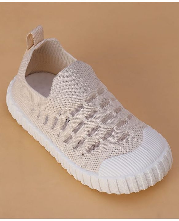 Cute Walk by Babyhug Slip On Solid Casual Shoes - Mint