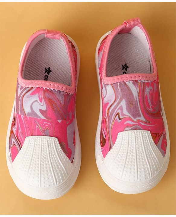 Cute Walk by Babyhug Slip On Casual Shoes with Abstract Print - Pink