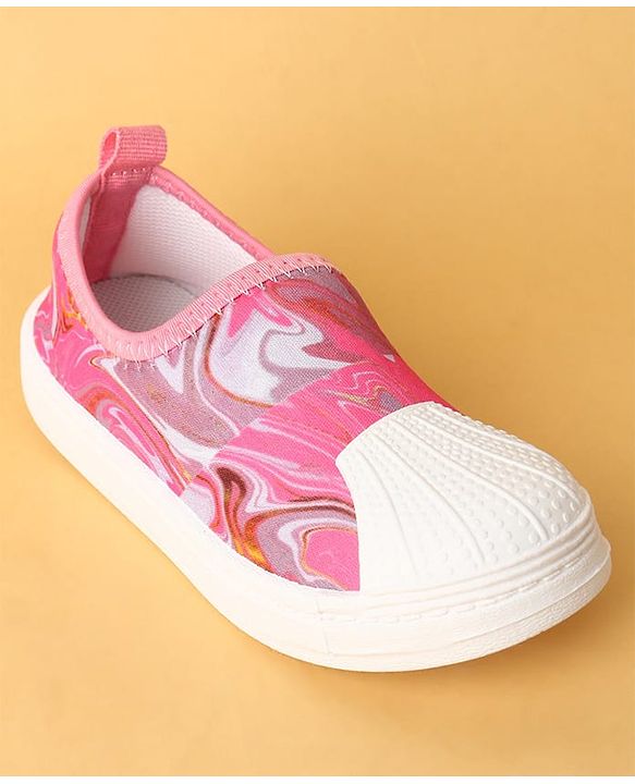 Cute Walk by Babyhug Slip On Casual Shoes with Abstract Print - Pink